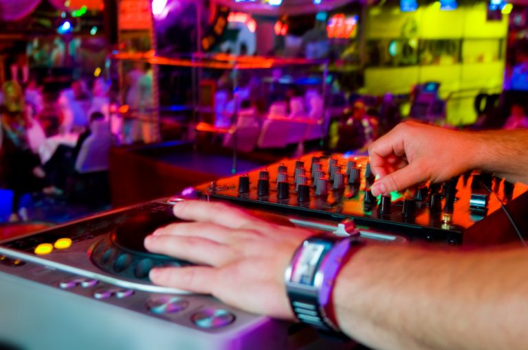 djs online 9 18 768x510